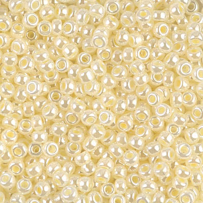 8/0 Miyuki Seed Beads #0527 Ceylon Butter Cream 22g