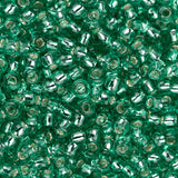 Perles de rocaille Toho 11/0 #24B péridot foncé doublé d'argent fiole de 8-9g