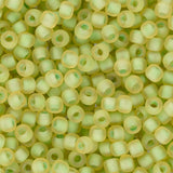 Perles de rocaille Toho 11/0 # 946F Jonquille givrée doublée de vert Flacon de 8 à 9 g