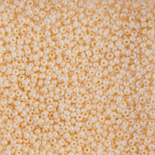 10/0 Czech Seed Beads #282 Pearl Eggshell 22g
