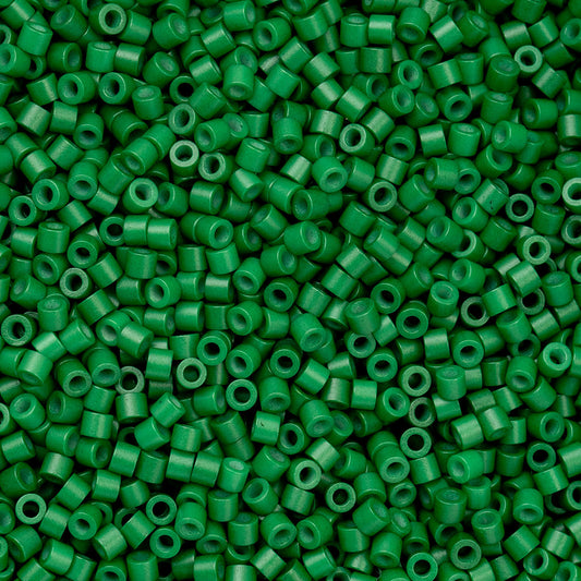 11/0 Cylin Beads #1047 Opaque Jade Green 25g Bag