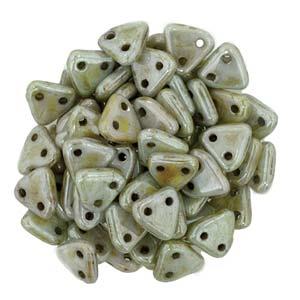 *Triangle Beads Luster Green 9g Vial