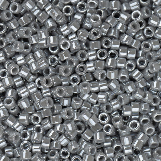 11/0 Perle Delica #1570 Gris Fantôme Opaque Lustre Sac de 50g