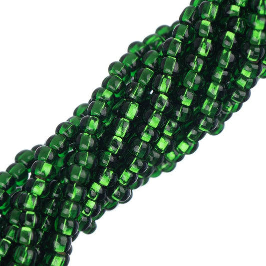 Perles de rocaille tchèques 11/0 #34972 vert moyen doublé d'argent 6 brins Hank