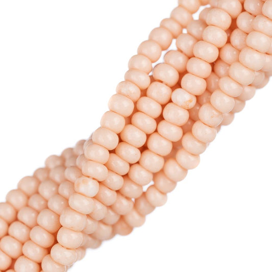 Perles de rocailles tchèques 11/0 #40009 craie orange clair teint 6 brins Hank